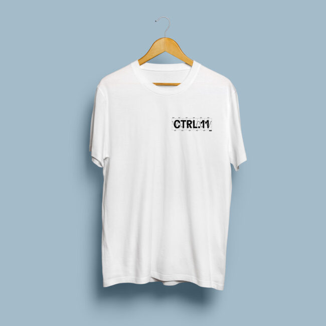 01_tee_W_front